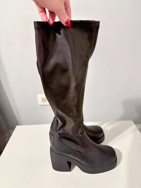 Shoe Republic Knee High Boots Black US 5.5 Like New
